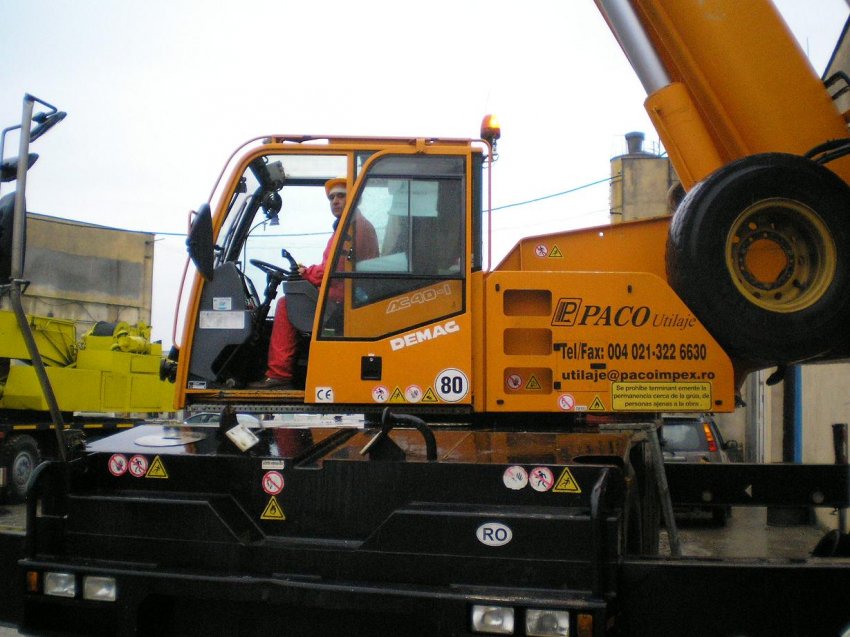INCHIRIEM AUTOMACARA DEMAG AC 40 CITY